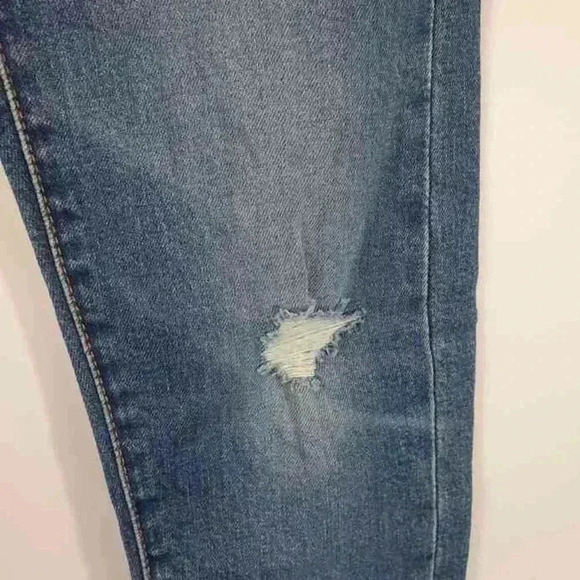 NWT! 00/W24 LEVI’S SKINNY JEANS - Picture 4 of 16